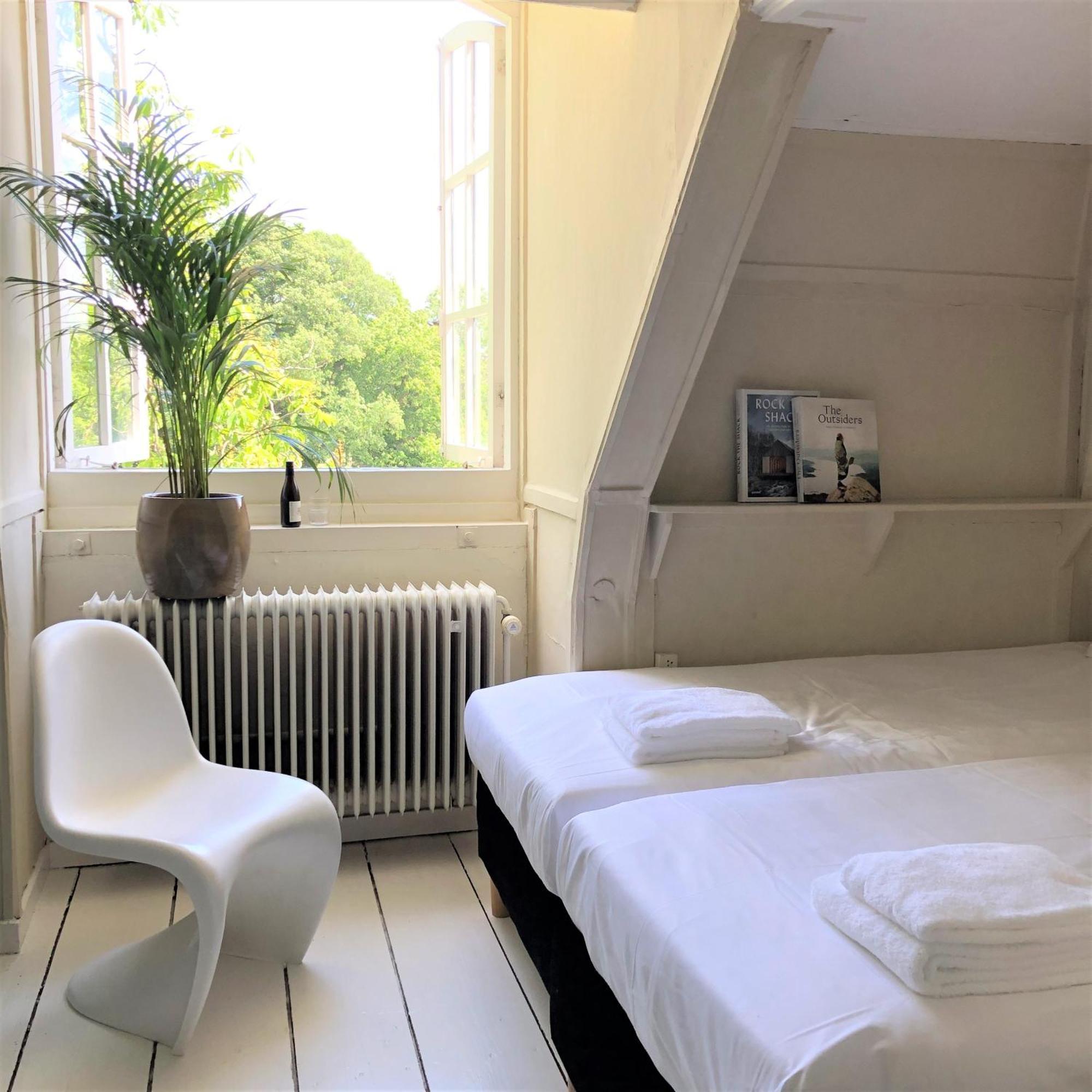 Eco Hotel Plantage Rococo フェルゼン・ザイト 部屋 写真